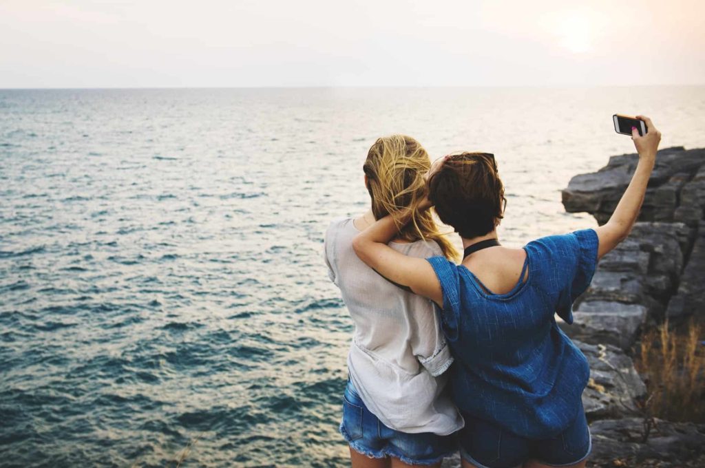 Best Camera Phones for Traveling