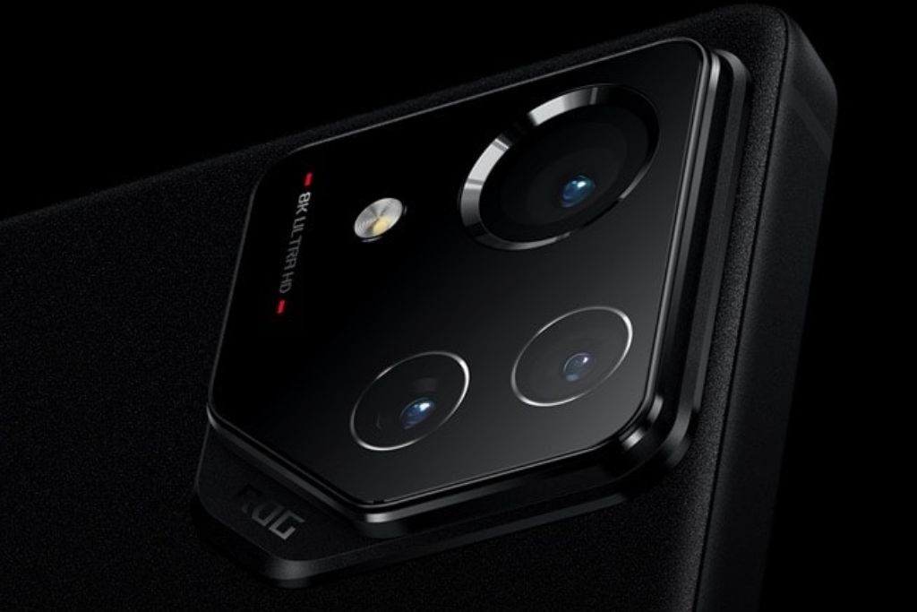 ASUS ROG Phone 8 Pro camera